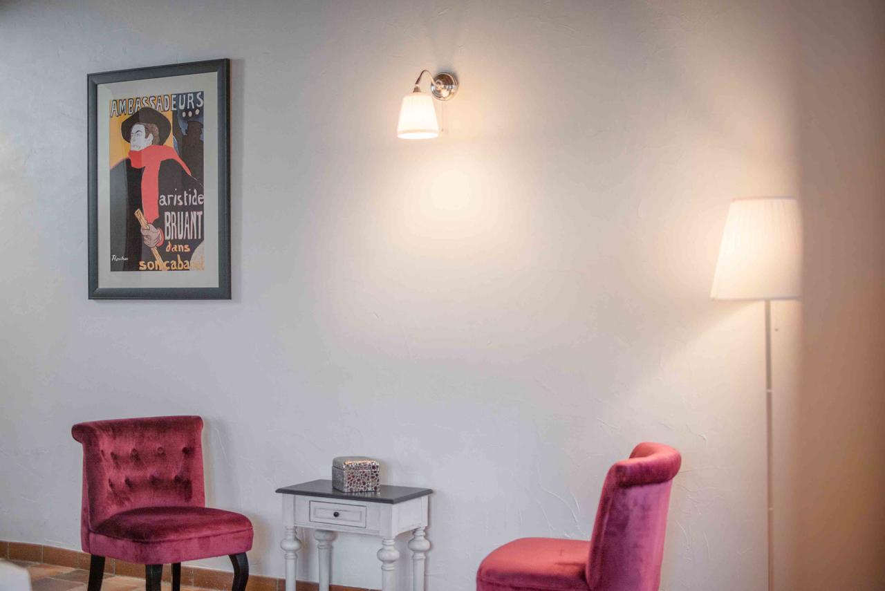 Chambres D'hotes Le Pignie Bed & Breakfast *